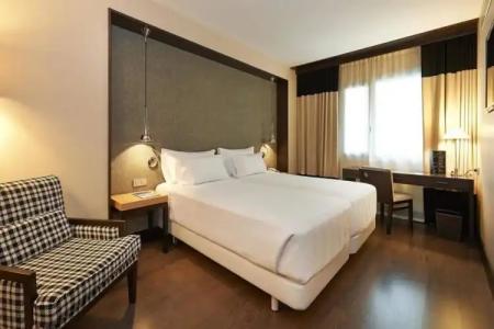 NH Sants Barcelona - 7