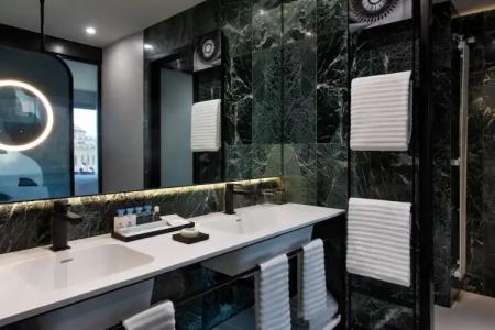 Renaissance Barcelona - 155