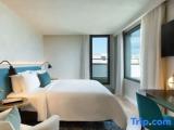Superior Double room with partial view