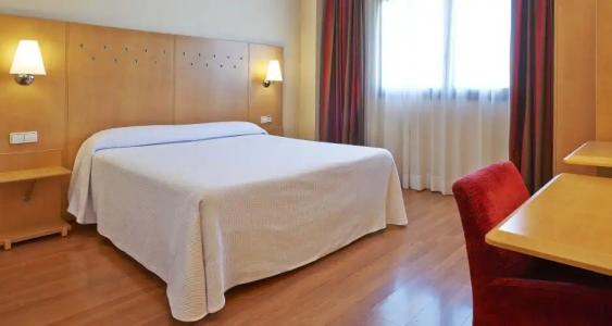 Catalonia La Maquinista - 100