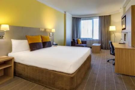 Novotel Sydney Central - 43