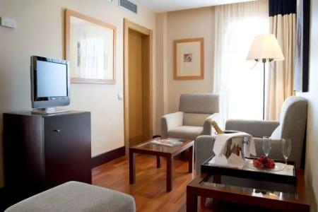 NH Barcelona Stadium - 3