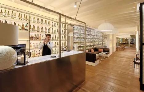 H10 Universitat - 23