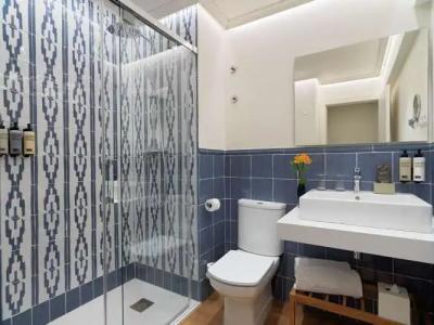 H10 Universitat - 10