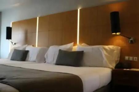 Evenia Rossello - 40