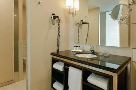 Hesperia Barcelona Presidente - 12