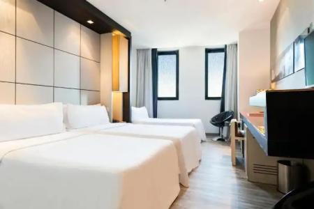 Barcelona Condal Mar Affiliated by Meliá - 105