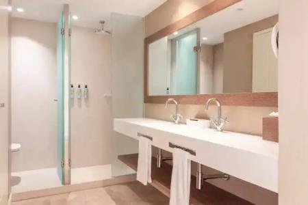 Colón Barcelona - 62