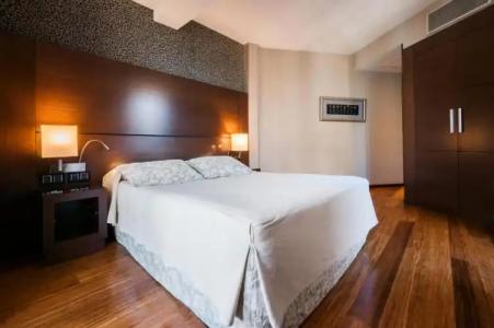 Barcelona Colonial - 36