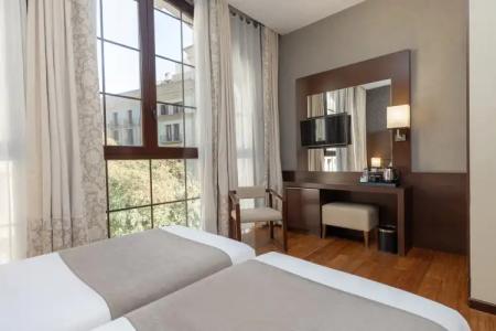 Barcelona Colonial - 12