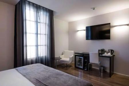 Catalonia Catedral - 5