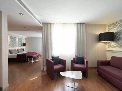 Catalonia Catedral - 57