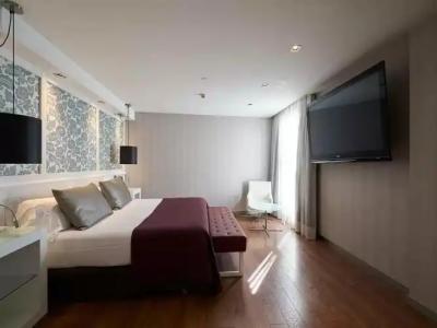 Catalonia Catedral - 55