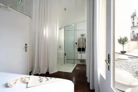 Chic & Basic Born Boutique - 103