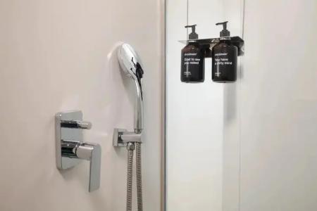 Chic & Basic Born Boutique - 85