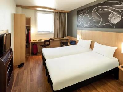 Ibis Barcelona Meridiana - 4