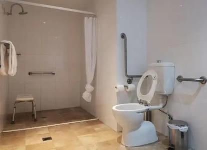 APX World Square - 57