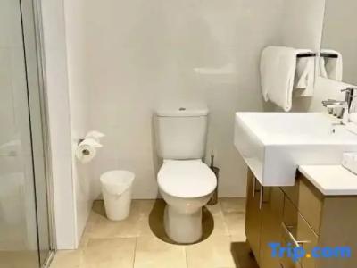 APX World Square - 117