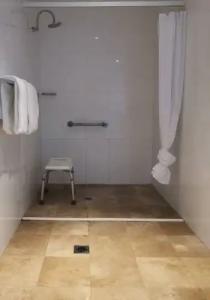 APX World Square - 65