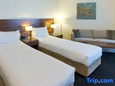 APX World Square - 79