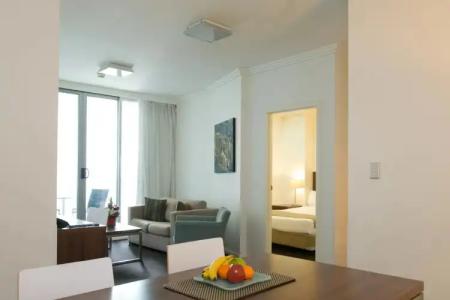 APX World Square - 45