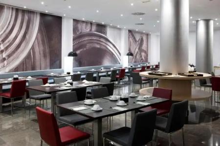 NH Barcelona Diagonal Center - 18