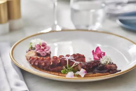 Pullman Quay Grand Sydney Harbour - 11