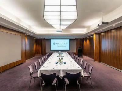 Pullman Quay Grand Sydney Harbour - 16