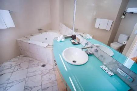 Pullman Quay Grand Sydney Harbour - 10