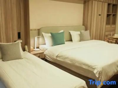 Nova Gold by Compass Hospitality - 125