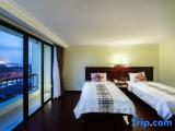 Deluxe room with city view