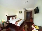 Deluxe Double room with city view