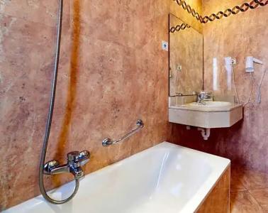 Globales Reina Cristina - 67