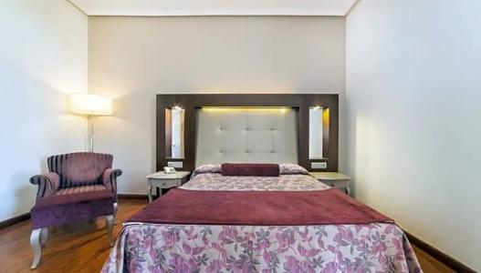 Globales Reina Cristina - 118