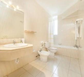 Globales Reina Cristina - 89