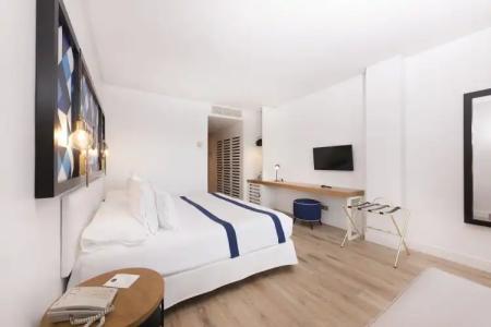 Be Live Experience La Niña - 31