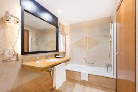 Be Live Experience La Niña - 33