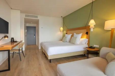 Be Live Experience La Niña - 40