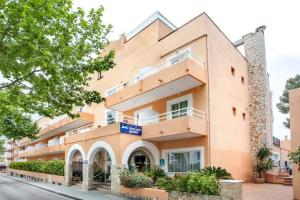 Morlans Garden Hotel