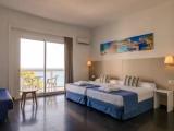 Standard Quadruple room with sea view