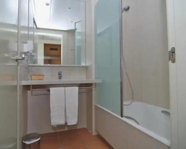 ApartCiutat de Palol - 6