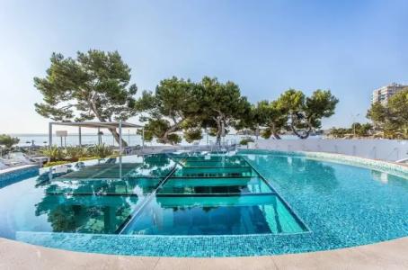 FERGUS Style Palmanova - Adults Only - 22