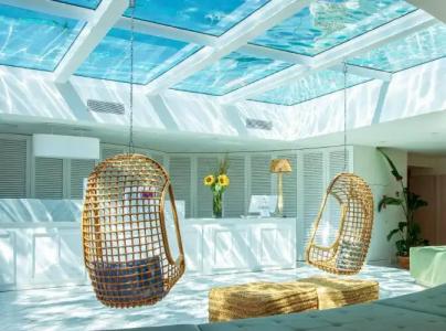 FERGUS Style Palmanova - Adults Only - 18