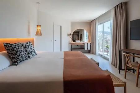 FERGUS Bermudas - 64