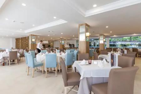 Zafiro Palmanova - 39