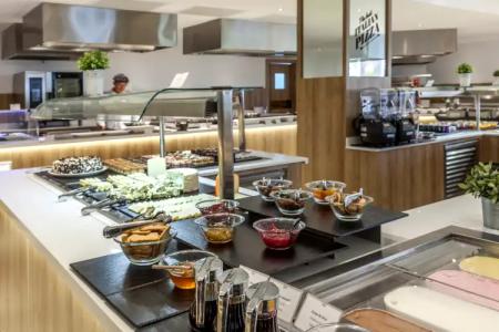 Zafiro Palmanova - 10