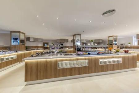 Zafiro Palmanova - 28