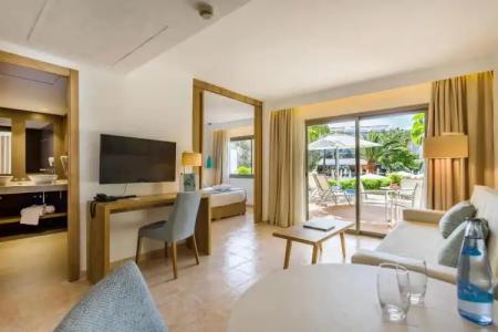 Zafiro Palmanova - 68