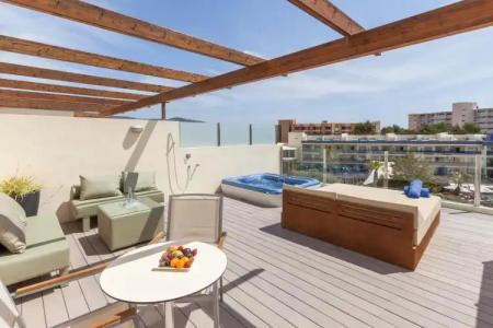 Zafiro Palmanova - 62