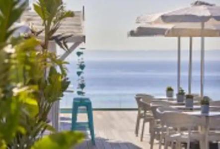 ApartPonent Mar - 25